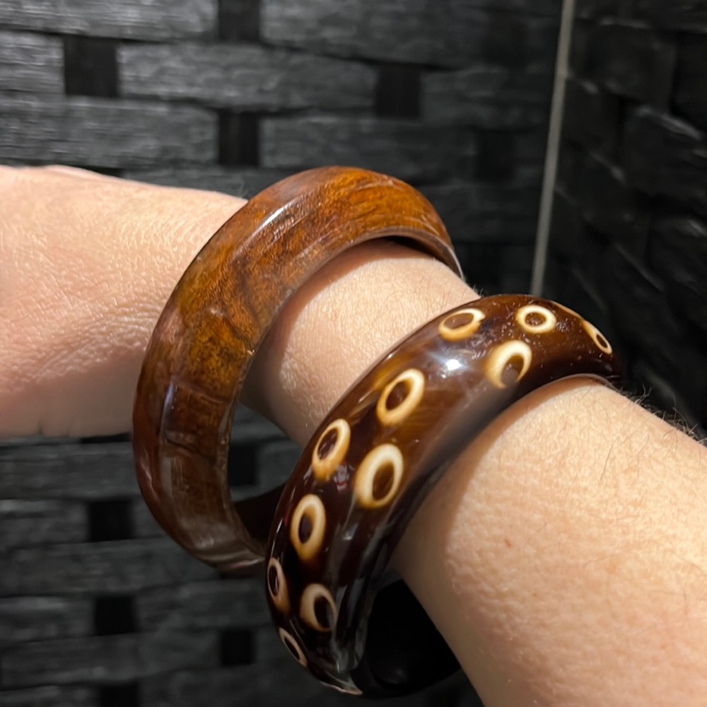 2 wooden bracelets